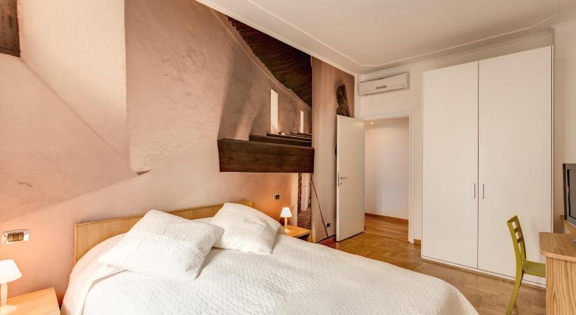 Image of 2 Bedroom Apartment 13