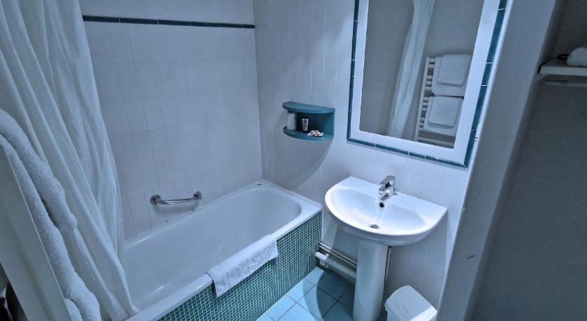 Image of Large Double Room 16