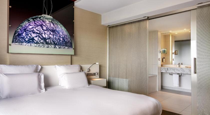 صورة غرفة إكزكيوتيف مع سرير كينج (Executive Room with 1 king-size bed) 0