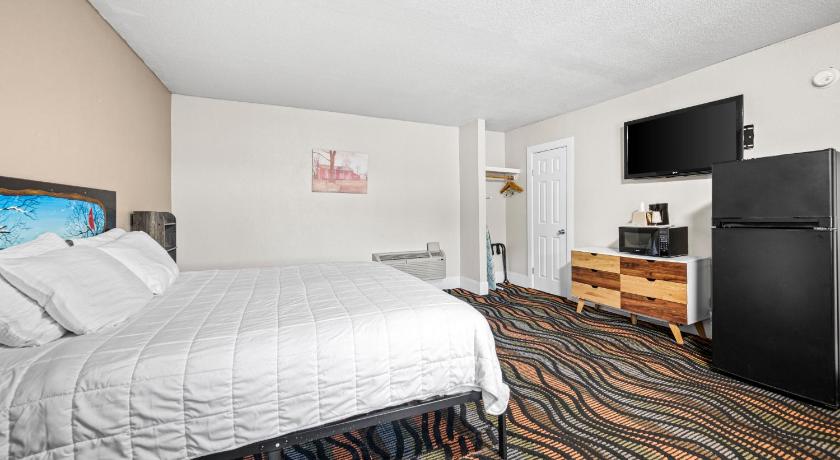 Image of King Room 12