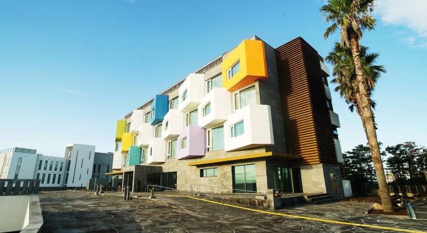 Jeju Login Hotel 3-Star Hotel suite