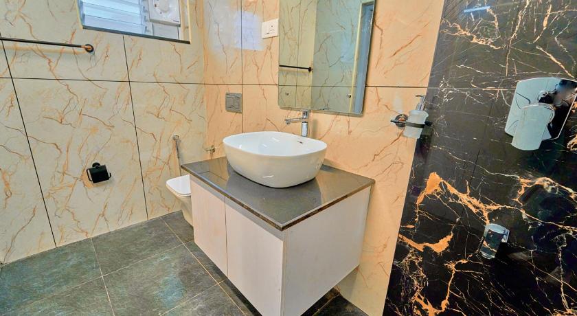 Vintage Inglenook Ooty by VOYE HOMES - image 17