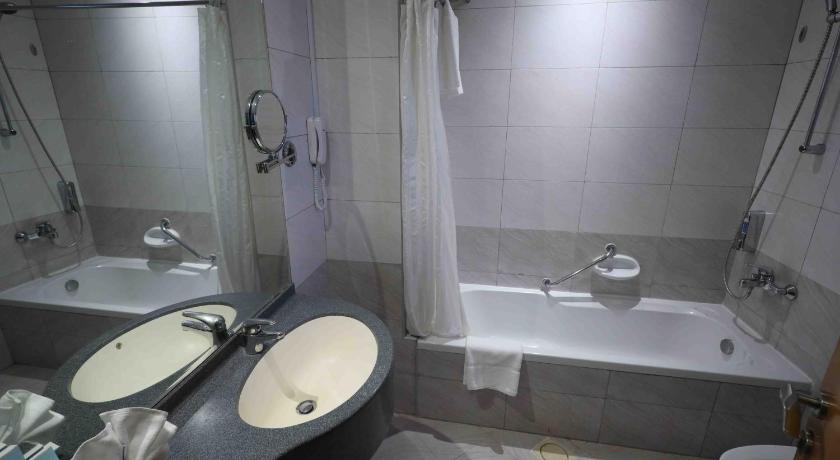 Image of One Bedroom Suite 14