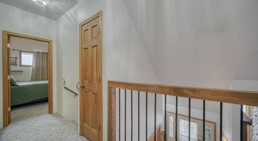 アイランド・パーク (ID) Wapiti View 6-Bedroom Cabin 28mins to Yellowstone 4つ星 宿泊施設 外観