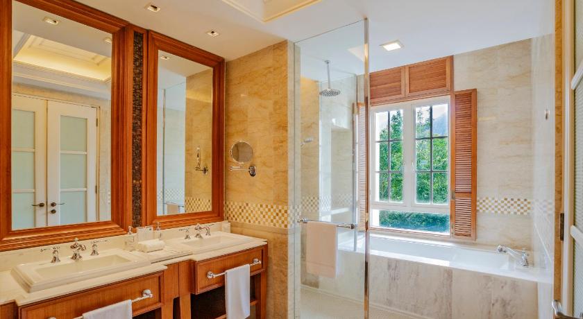 Image of Grand Merchant 2 Bedroom Suite 2