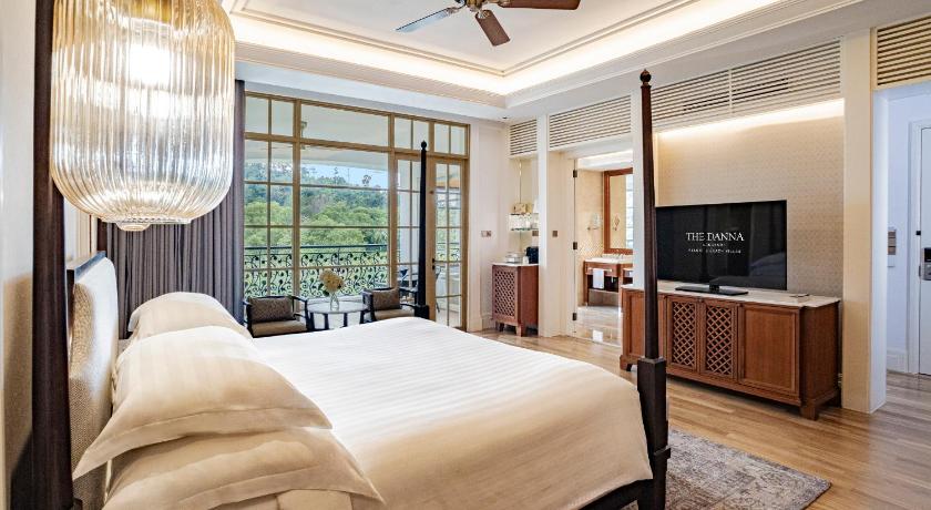 Image of Grand Marina View Room 5