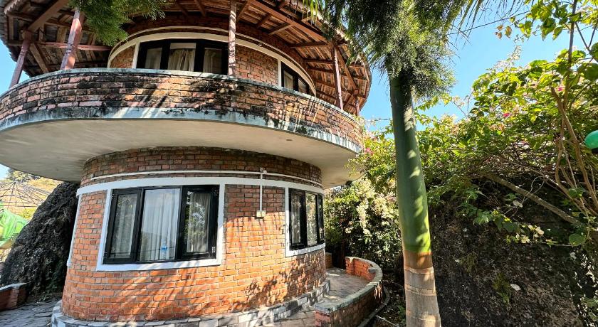 Rock Garden Resort - image 11