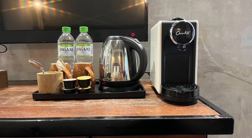 Image of Premier Deluxe 8