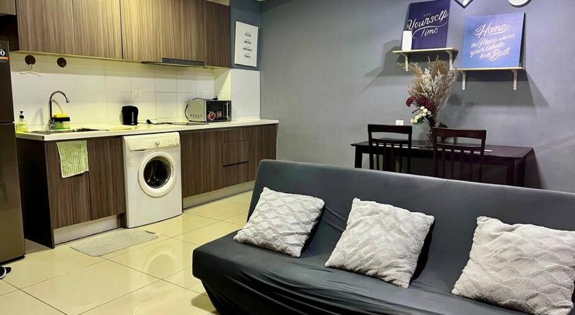 Hyve Comfortable Home - image 13