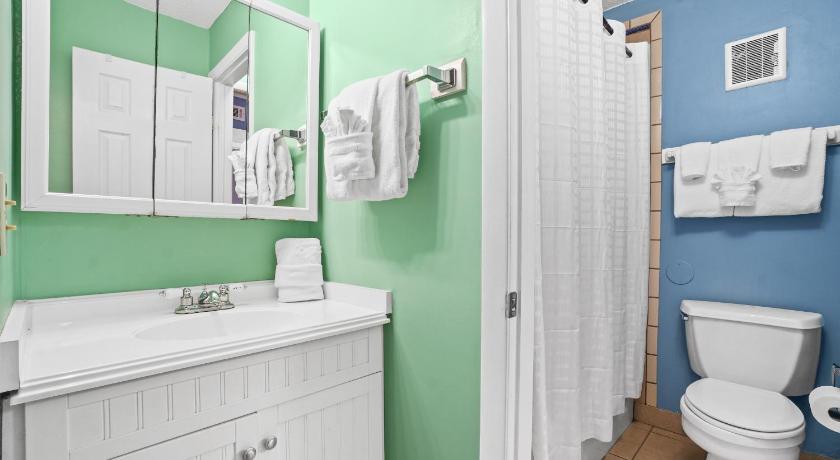 Image of One-Bedroom Apartment with Sea View 1307 6