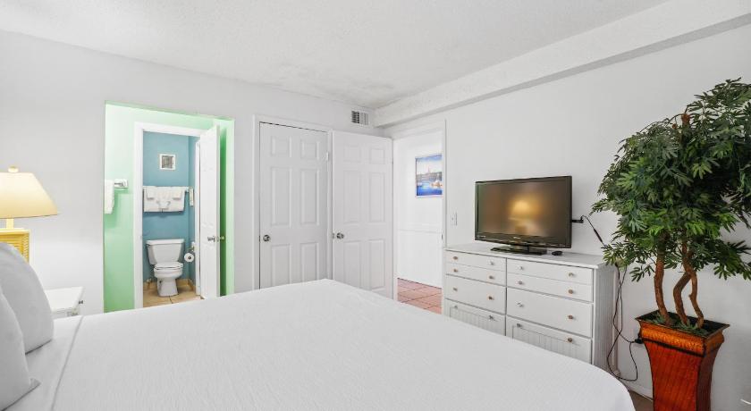 Image of One-Bedroom Apartment with Sea View 1307 0