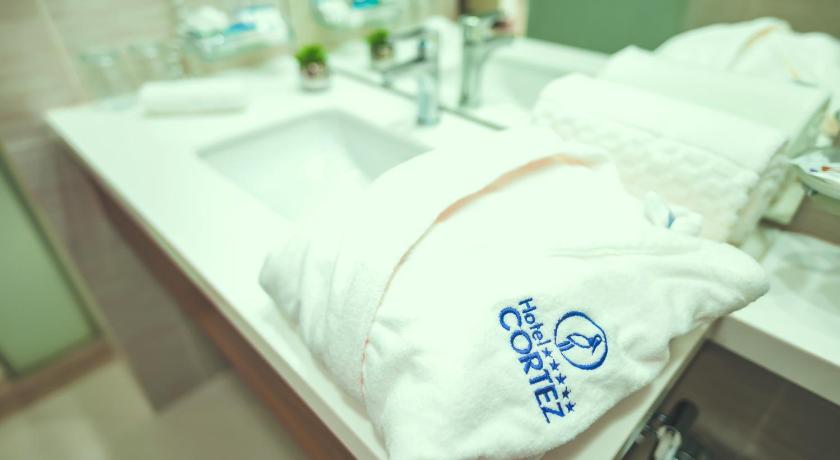 Image of Suite 15