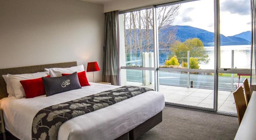 Image of Deluxe Family Two-Bedroom Suite 3