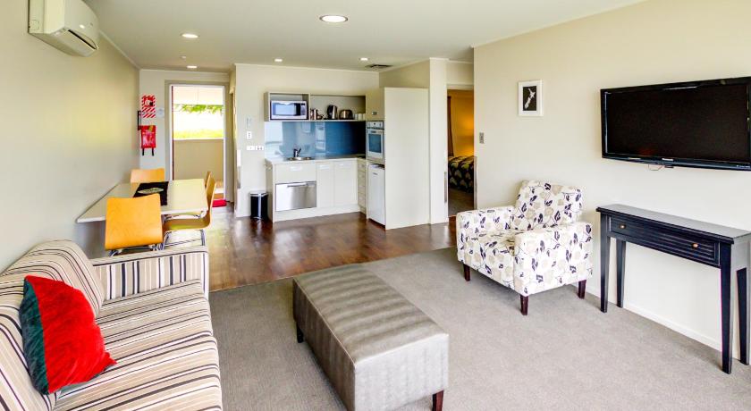 Image of Deluxe Family Two-Bedroom Suite 17