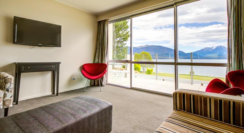 Image of Deluxe Family Two-Bedroom Suite 10