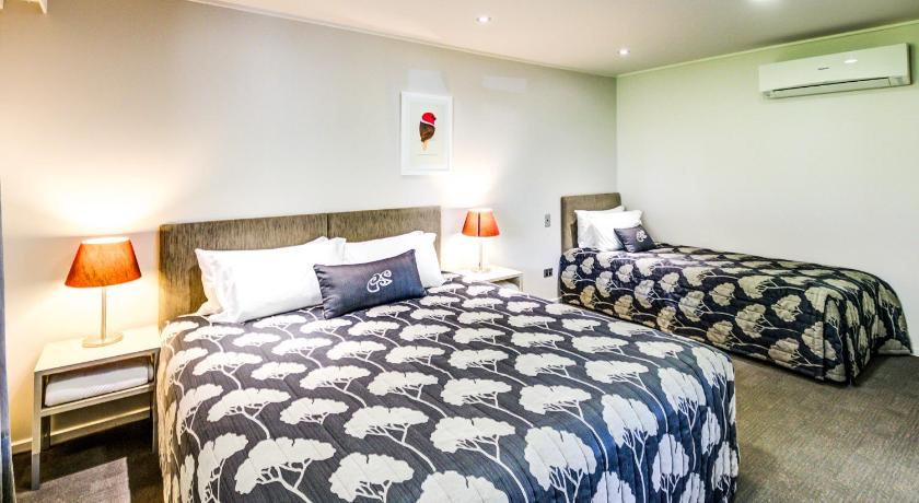 Image of Deluxe Family Two-Bedroom Suite 14