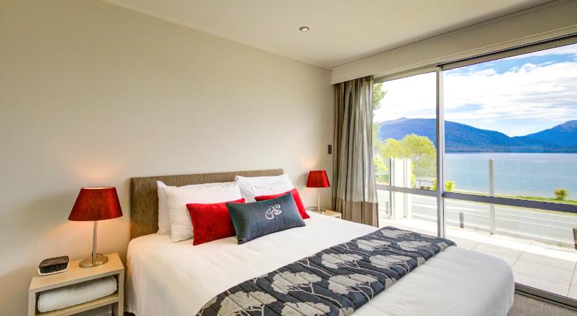 Image of Deluxe Family Two-Bedroom Suite 0