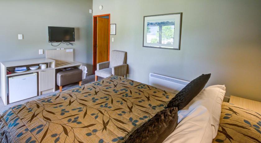 Image of Two-Bedroom Bungalow 6