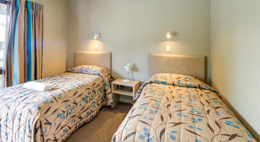 Image of Two-Bedroom Bungalow 13