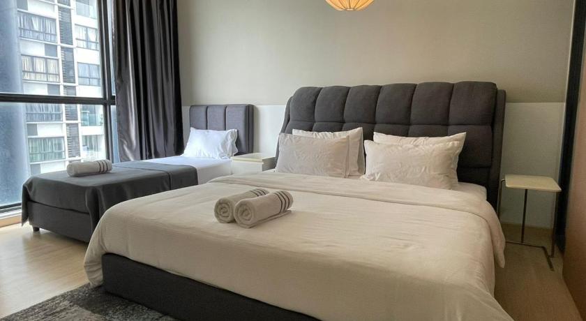 Image of Apartment 3