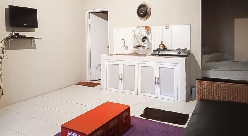 Villa d'Oasis 2 Puncak Mitra RedDoorz - image 24