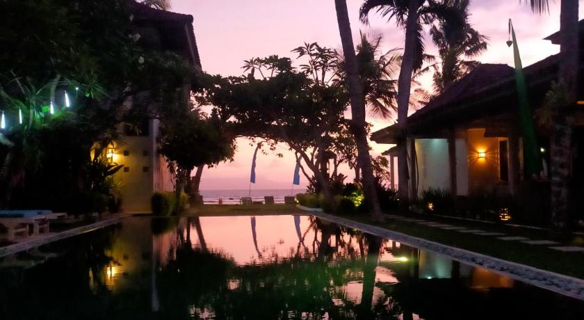 Image of King Room with Pool View 3