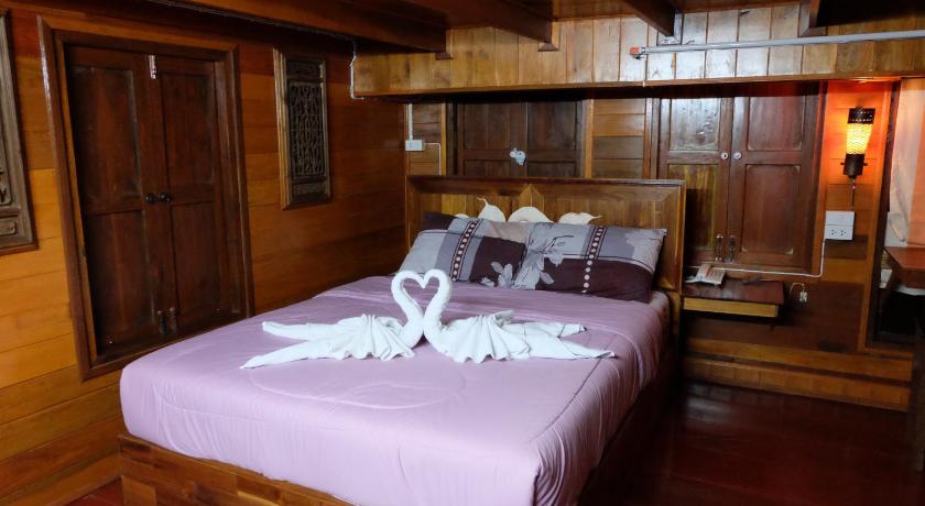 Image of Superior Bungalow 0