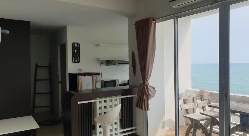 Rayong Banchaitalay Room 2-Star Hotel exterior