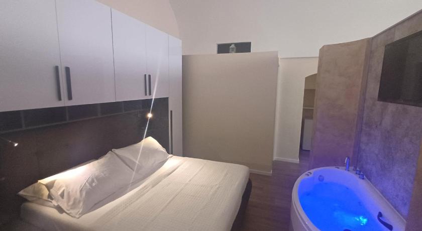 Suite 23