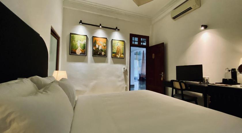 Image of Four-Bedroom Premier Apartment 6