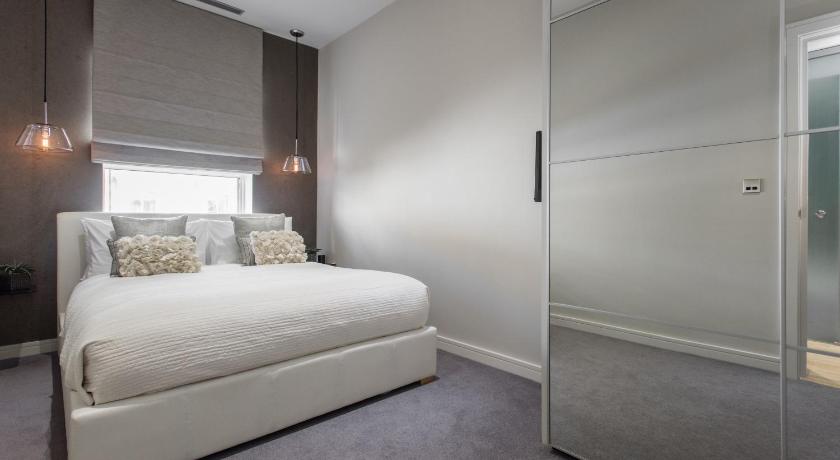 รูปของอพาร์ตเมนต์เอ็กเซ็กคูทีฟหนึ่งห้องนอน (Executive 1-Bedroom Apartment) 0
