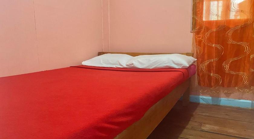 Image of Standard double shared facilities 4