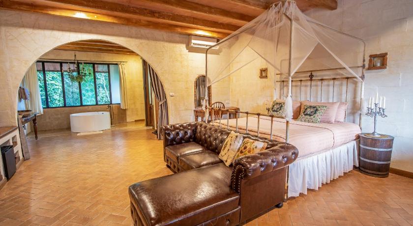 Ratchaburi La Toscana Resort 4-Star Hotel exterior