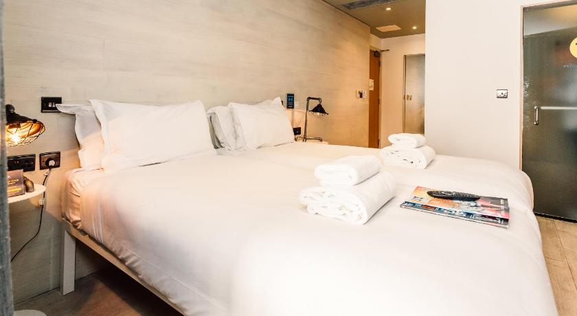 Image of Double or Twin Room 3