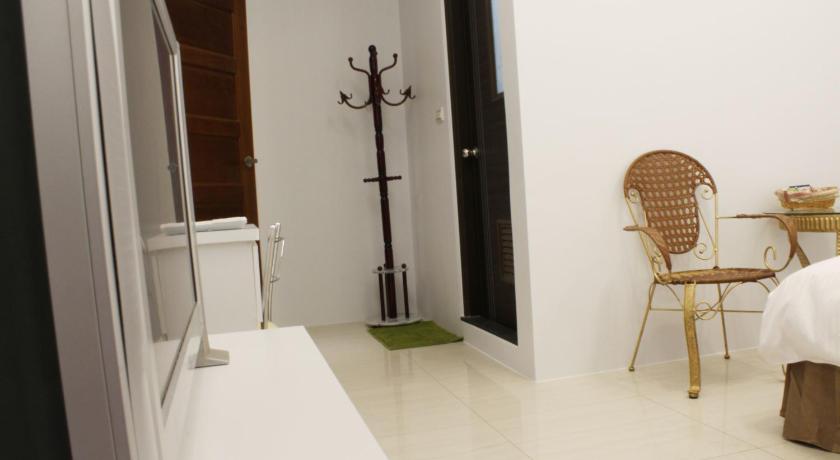 乐芙民宿 (lefu b&b)