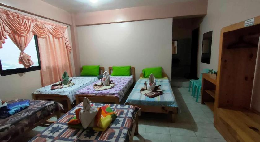 Image of Family Room with Private Bathroom 2