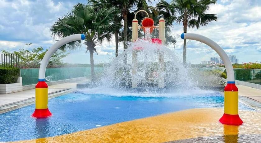 Johor Bahru Oasis Southkey 2BR Midvalley 5-6pax Wifi Netflix 4-Star Guesthouse restaurant