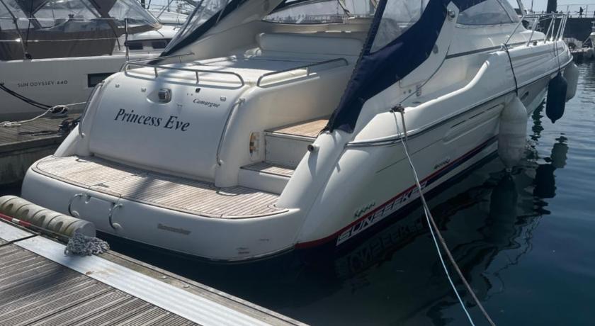 Boat Accommodation Ltd