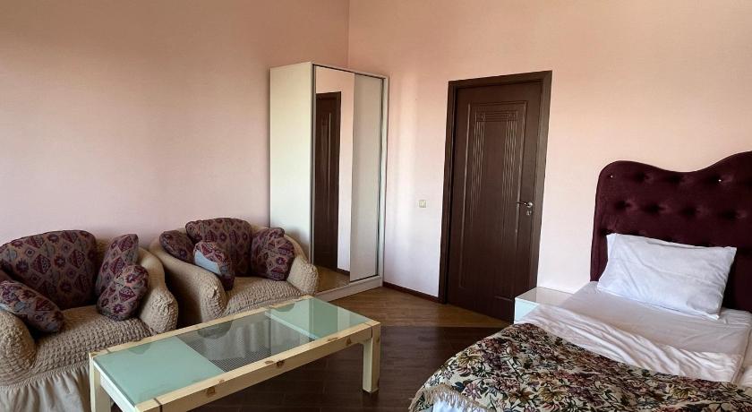Image of Deluxe Double Room with Balcony 1