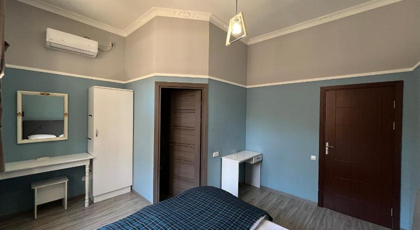 Image of Standard Twin Room 0