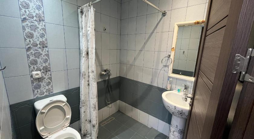 Image of Standard Twin Room 4