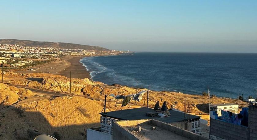 타가주 Tazuri Surf House 2성급 호텔 수영장