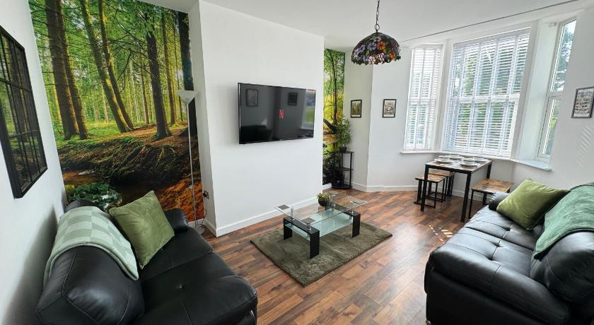 Spanish City View 3 Stunning sea front apartment Free onsite parking