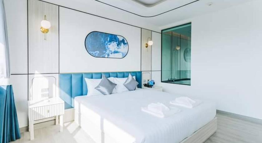 Image of Suite Room 5