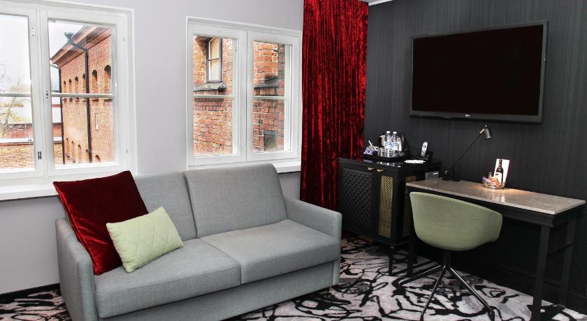 Image of Family Room 3