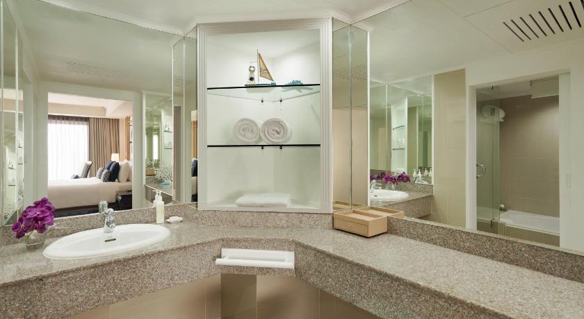 1ベッドルーム　シービュー　スイート (One Bedroom Sea View Suite)の画像 4