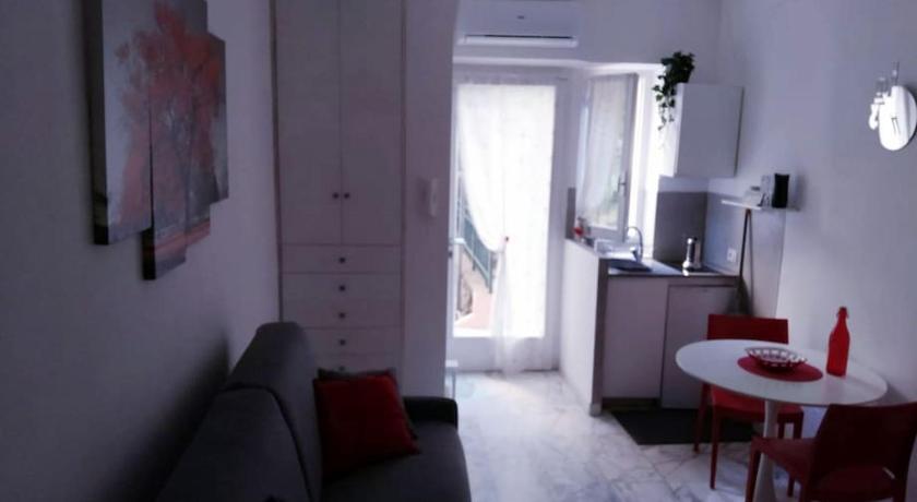 Joanna House - JApartments