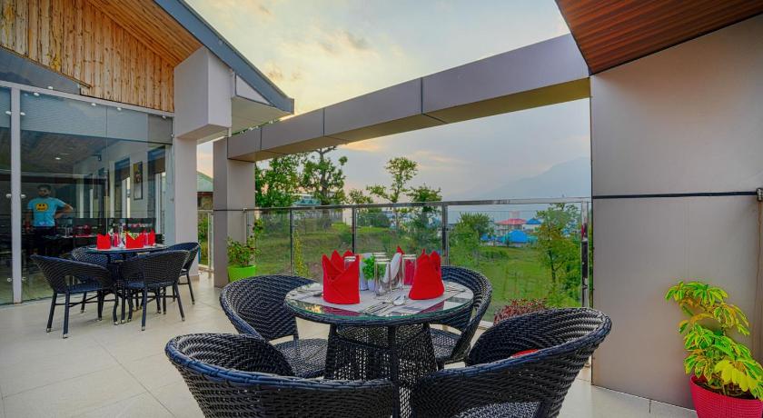 Aliza Inn And Suites By SRS Hotels - image 5
