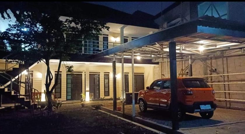 KARJO HOME STAY SYARIAH - image 15