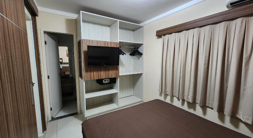 Image of STANDARD FAMILY ROOM 0